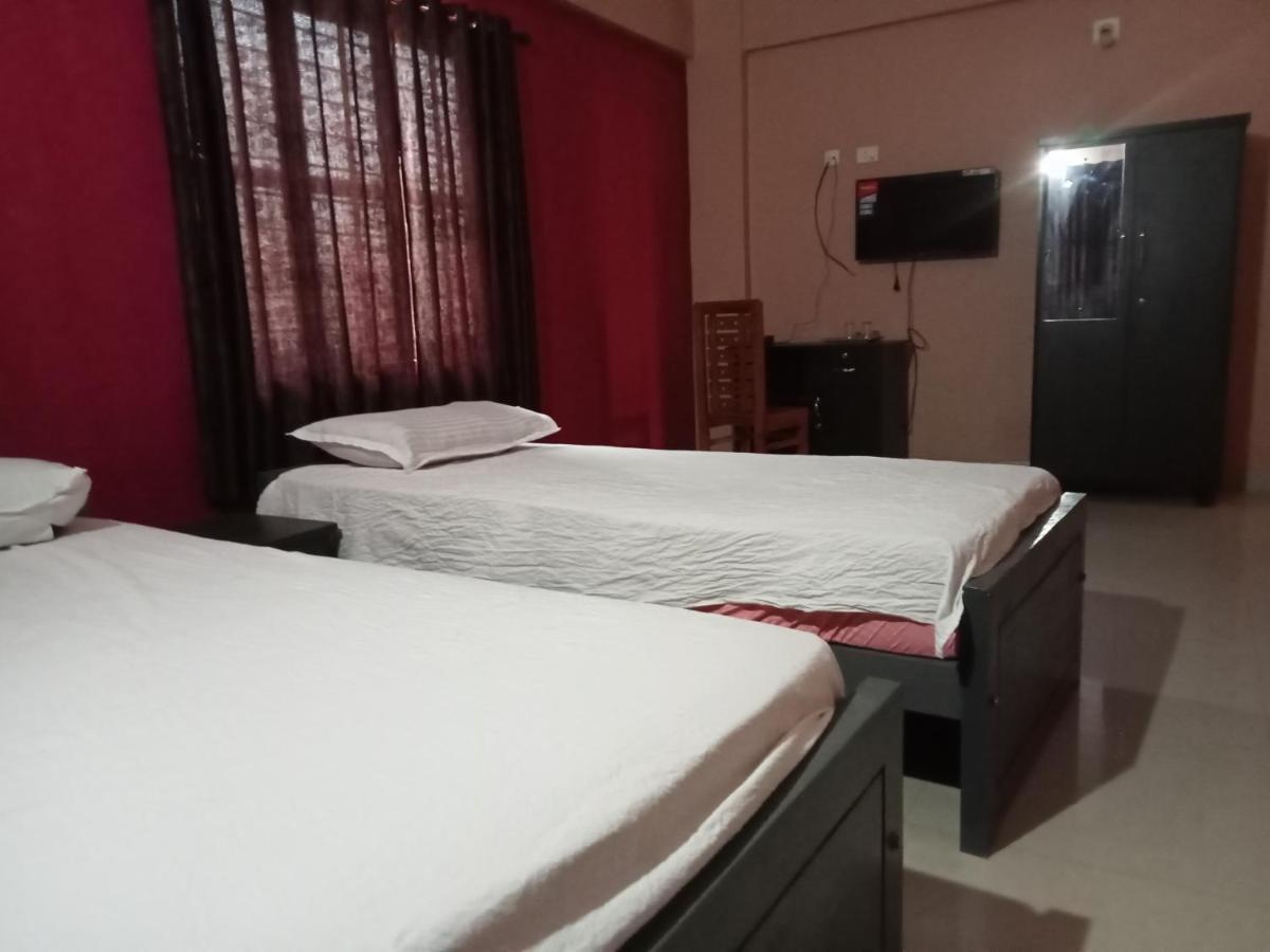 Lodge Safa Residency *